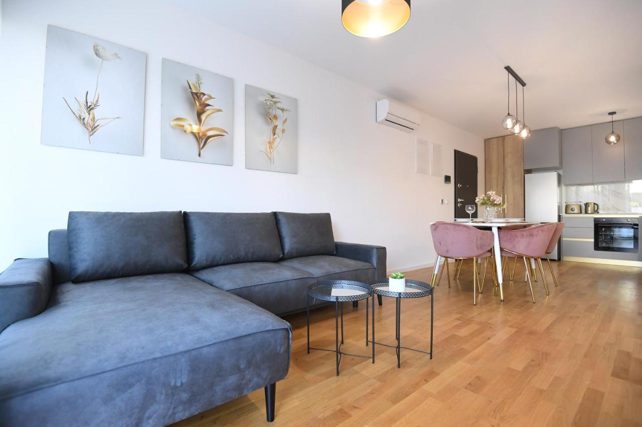 Garden Apartment Leoma With Free Parking! Zára Kültér fotó