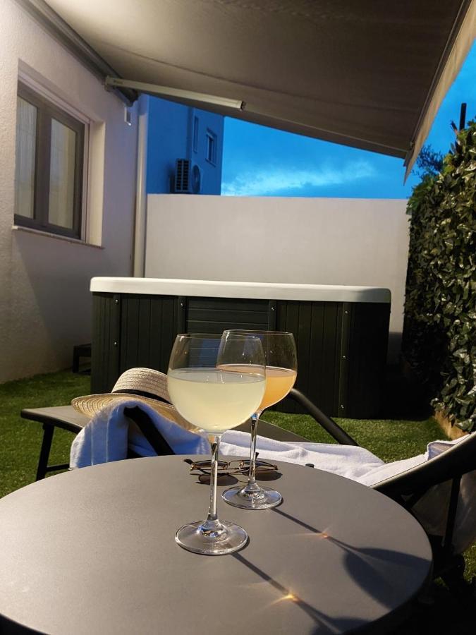 Garden Apartment Leoma With Free Parking! Zára Kültér fotó