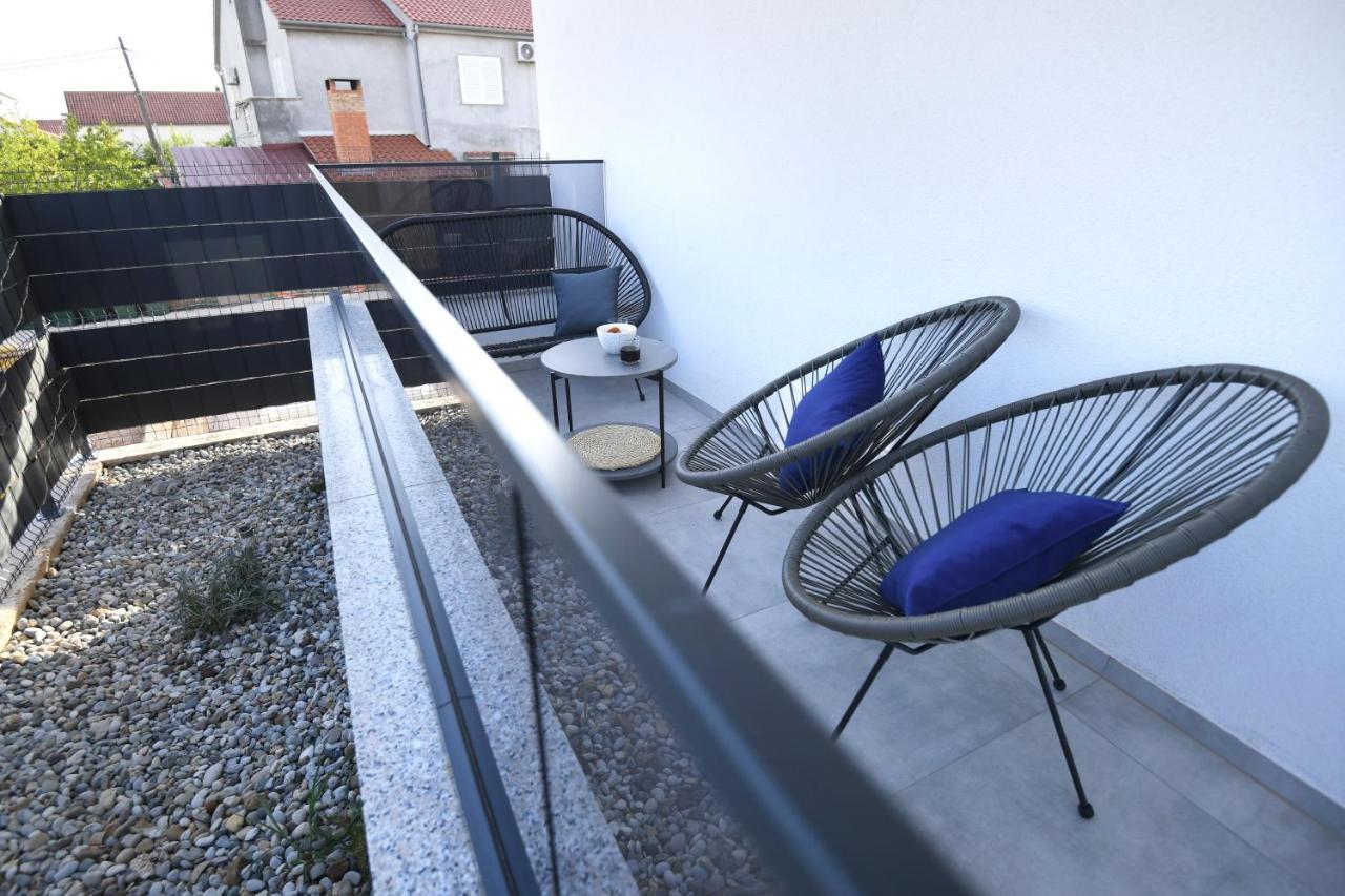 Garden Apartment Leoma With Free Parking! Zára Kültér fotó